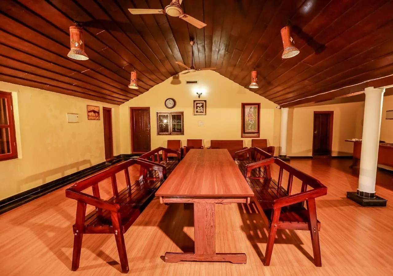 Üdülőközpont Chandragiri Heritage Bungalow By Zomestays India